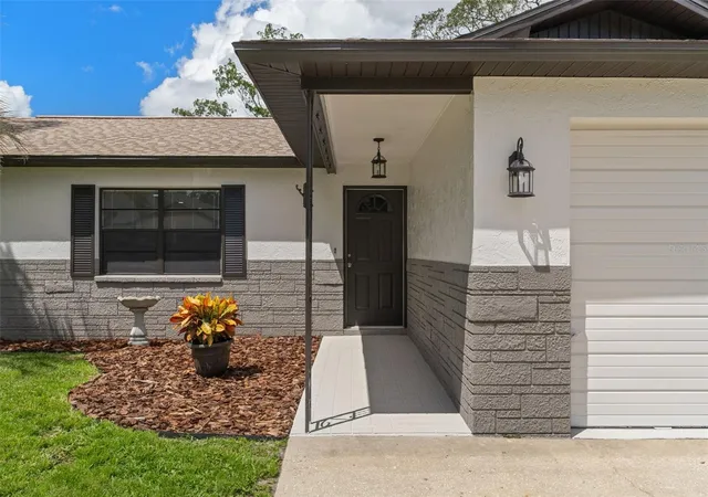 Photo 2 of Single family home for sale at 2357 Giovanni Ave, Spring Hill, FL 34608 | MLS# W7889214 | Listing updated on 2026-09-11