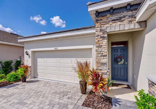 Photo 4 of Single family home for sale at 18122 Beach Ranch, Bradenton, FL 34211 | MLS# A4705074 | Listing updated on 2026-09-22