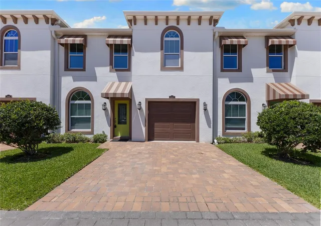 Photo 4 of House for sale at 8702-8708 Kenyon View Ct, Tampa, FL 33614 | MLS# TB8545598 | Listing updated on 2026-10-06