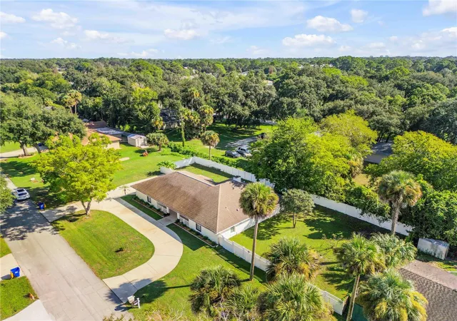 Photo 2 of Single family home for sale at 3205 Mango Tree Dr, Edgewater, FL 32141 | MLS# NS1089173 | Listing updated on 2026-09-24