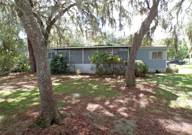 Photo 4 of Manufactured home for sale at 1991 SE 170th Avenue Rd, Silver Springs, FL 34488 | MLS# OM731696 | Listing updated on 2026-09-05