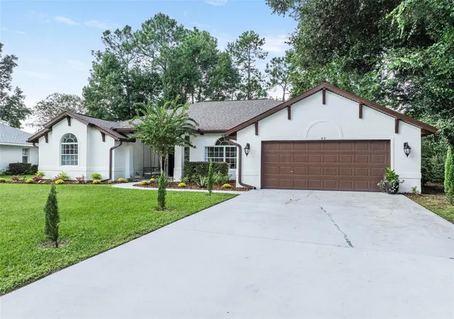 Photo 1 of Single family home for sale at 92 Wellstone Dr, Palm Coast, FL 32164 | MLS# FC321226 | Listing updated on 2026-10-05