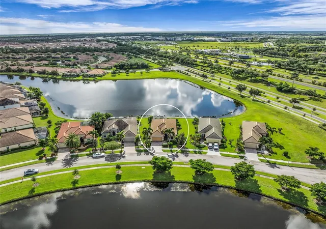 Photo 2 of Single family home for sale at 20110 Granlago Dr, Venice, FL 34293 | MLS# N6145615 | Listing updated on 2026-10-06