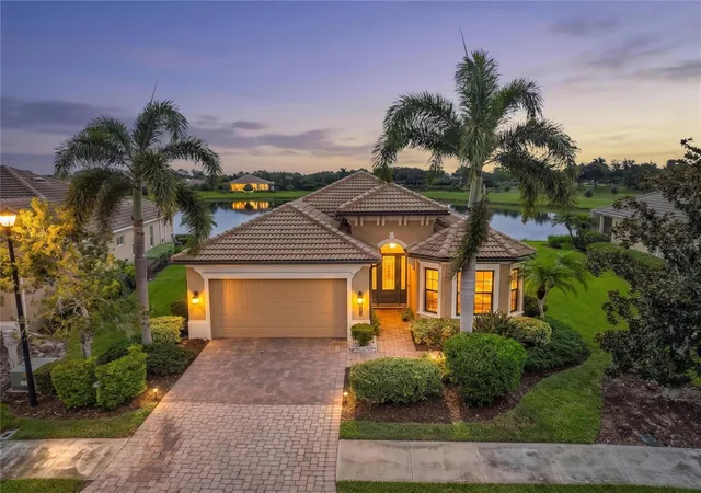 Photo 3 of Single family home for sale at 20110 Granlago Dr, Venice, FL 34293 | MLS# N6145615 | Listing updated on 2026-10-06