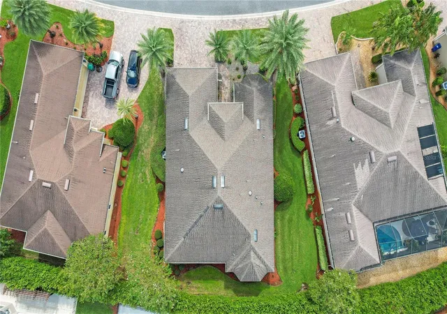 Photo 3 of Single family home for sale at 10033 Lake Miona Way, Oxford, FL 34484 | MLS# G5117385 | Listing updated on 2026-09-25