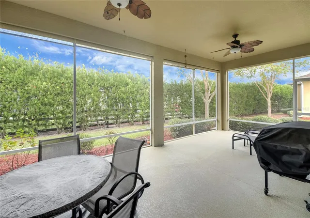Photo 4 of Single family home for sale at 10033 Lake Miona Way, Oxford, FL 34484 | MLS# G5117385 | Listing updated on 2026-09-25