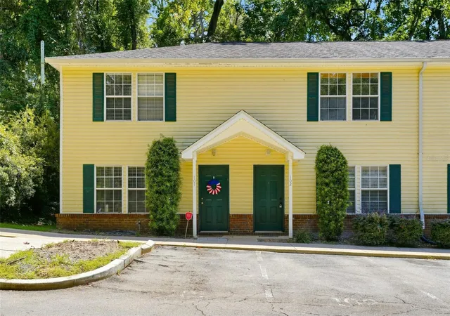 Photo 1 of Townhouse for sale at 2520 Graves Rd #102, Tallahassee, FL 32303 | MLS# O6439235 | Listing updated on 2026-09-04