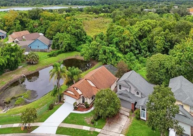 Photo 2 of Single family home for sale at 1901 Piedmont Park Blvd, Apopka, FL 32703 | MLS# O6439237 | Listing updated on 2026-09-06