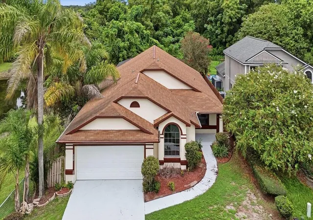Photo 3 of Single family home for sale at 1901 Piedmont Park Blvd, Apopka, FL 32703 | MLS# O6439237 | Listing updated on 2026-09-06