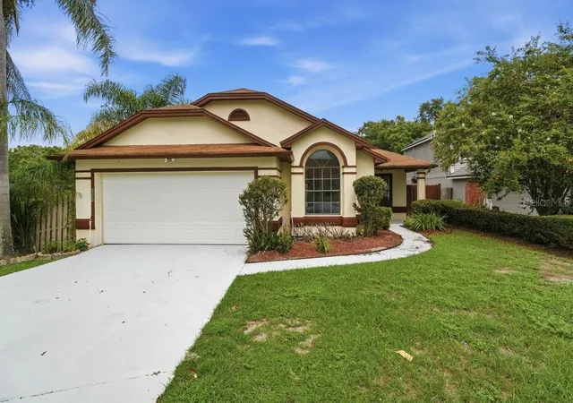 Photo 4 of Single family home for sale at 1901 Piedmont Park Blvd, Apopka, FL 32703 | MLS# O6439237 | Listing updated on 2026-09-06