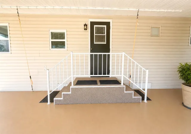 Photo 3 of Manufactured home for sale at 6620 Connecticut St, Bradenton, FL 34207 | MLS# A4705095 | Listing updated on 2026-09-04