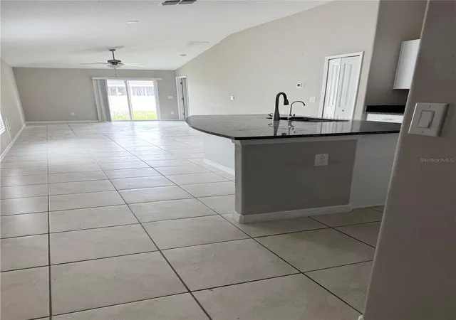 Photo 3 of Single family home for sale at 1755 Yellow Trl, Lakeland, FL 33801 | MLS# L4964838 | Listing updated on 2026-09-14