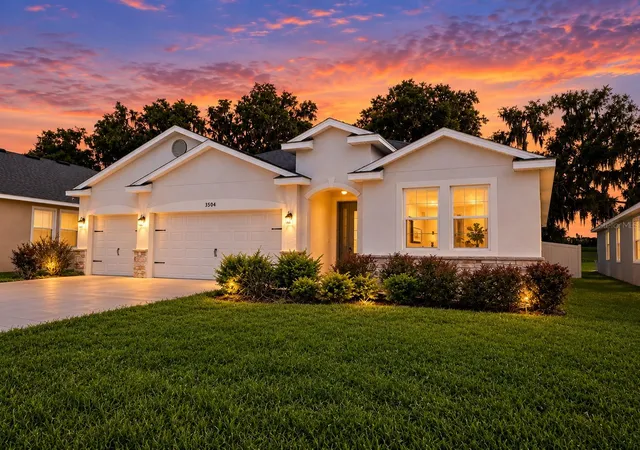 Photo 3 of Single family home for sale at 3504 Crooked River Dr, Plant City, FL 33565 | MLS# TB8545633 | Listing updated on 2026-10-02