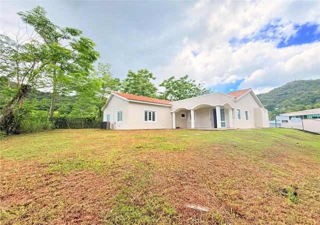 Photo 2 of Single family home for sale at Pr833 Santa Rosa Villa Horizonte, Guaynabo, PR 00971 | MLS# PR9123952 | Listing updated on 2026-09-05
