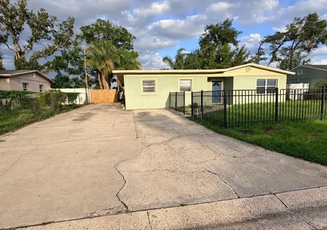 Single family home for sale at 661 Encino Way, Altamonte Springs, FL 32714 | MLS# O6439249 | Listing updated on 2026-09-19