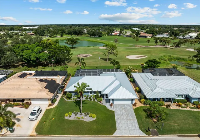 Photo 4 of Single family home for sale at 972 E Gondola Dr, Venice, FL 34293 | MLS# N6145616 | Listing updated on 2026-09-06