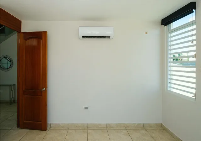 Photo 3 of Single family home for sale at 695 Mar Del Norte Paseo Los Corales Ii, Dorado, PR 00646 | MLS# PR9123954 | Listing updated on 2026-10-24