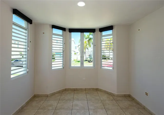 Photo 4 of Single family home for sale at 695 Mar Del Norte Paseo Los Corales Ii, Dorado, PR 00646 | MLS# PR9123954 | Listing updated on 2026-10-24