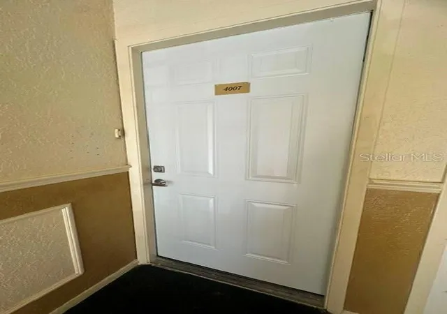 Photo 2 of Condo for sale at 4007 Versailles Dr #4007F, Orlando, FL 32808 | MLS# S5156953 | Listing updated on 2026-10-13