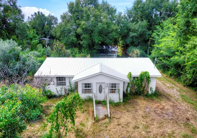 Photo 1 of Single family home for sale at 4802 E La Flam Rd, Avon Park, FL 33825 | MLS# L4964843 | Listing updated on 2026-10-09