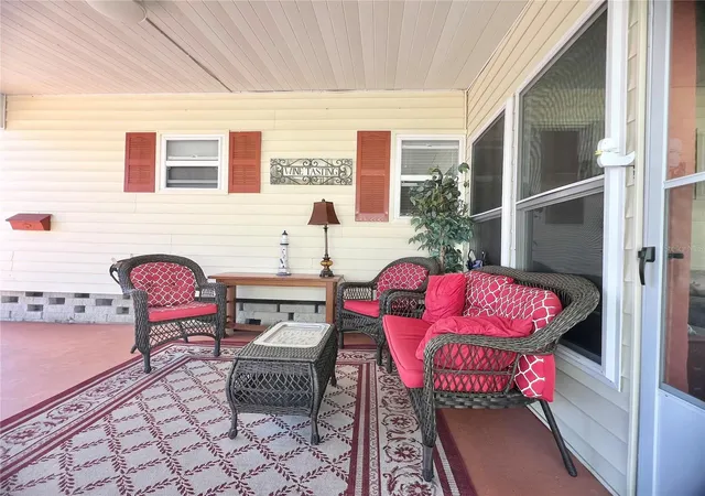 Photo 3 of Manufactured home for sale at 1100 Belcher Rd S #113, Largo, FL 33771 | MLS# TB8545653 | Listing updated on 2026-09-21