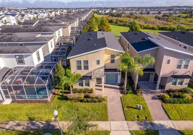 Photo 3 of Single family home for sale at 683 Whistling Straits Blvd, Davenport, FL 33896 | MLS# S5156956 | Listing updated on 2026-10-09