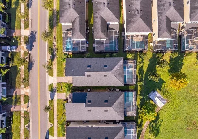 Photo 3 of Single family home for sale at 683 Whistling Straits Blvd, Davenport, FL 33896 | MLS# S5156956 | Listing updated on 2026-10-09