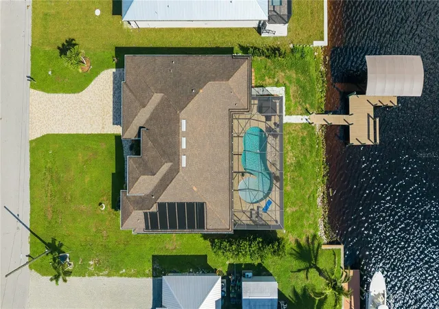 Photo 2 of Single family home for sale at 349 Springview Cir Nw, Port Charlotte, FL 33948 | MLS# A4705102 | Listing updated on 2026-09-12