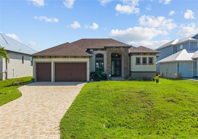 Photo 3 of Sale Pending at 349 Springview Cir Nw, Port Charlotte, FL 33948 | MLS# A4705102 | Listing updated on 2026-10-11