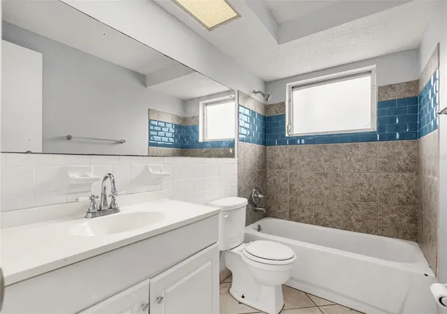 Photo 4 of Single family home for sale at 1141 Maybury Dr, Holiday, FL 34691 | MLS# OM731709 | Listing updated on 2026-09-13
