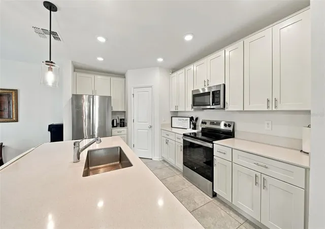 Photo 3 of Single family home for sale at 506 Bell Prairie Cir, Lake Wales, FL 33859 | MLS# O6439273 | Listing updated on 2026-10-02