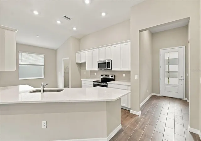 Photo 2 of Single family home for sale at 1247 Honeycomb Pl, Seffner, FL 33584 | MLS# TB8545693 | Listing updated on 2026-10-09
