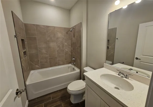 Photo 3 of Single family home for sale at 1247 Honeycomb Pl, Seffner, FL 33584 | MLS# TB8545693 | Listing updated on 2026-09-05