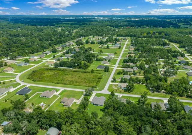 Photo 2 of Single family home for sale at 140 NW 113th Circle, Ocala, FL 34482 | MLS# A4705118 | Listing updated on 2026-09-21