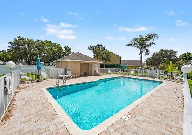 Photo 2 of Sale Pending at 6980 Ulmerton Rd #9E, Largo, FL 33771 | MLS# TB8545700 | Listing updated on 2026-10-07