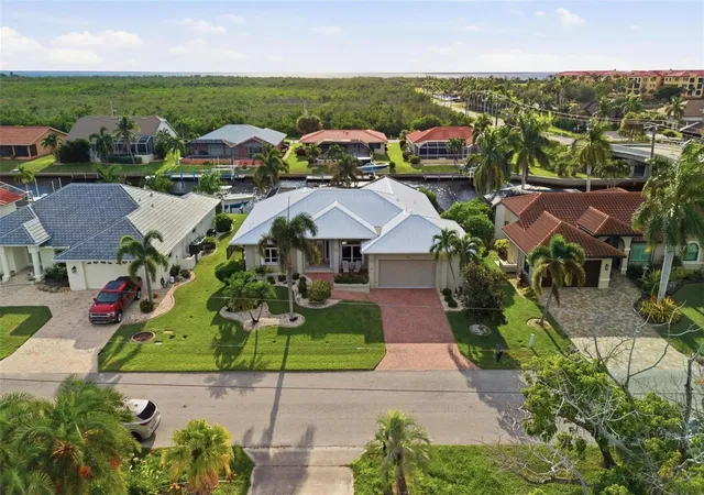 Photo 3 of Single family home for sale at 209 Divinci Dr, Punta Gorda, FL 33950 | MLS# C7530382 | Listing updated on 2026-10-08