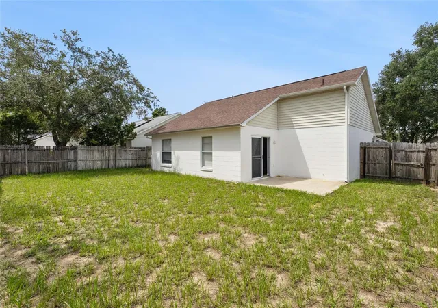 Photo 23 of Single family home for sale at 2657 Winchester Cir, Eustis, FL 32726 | MLS# G5117403 | Listing updated on 2026-09-08