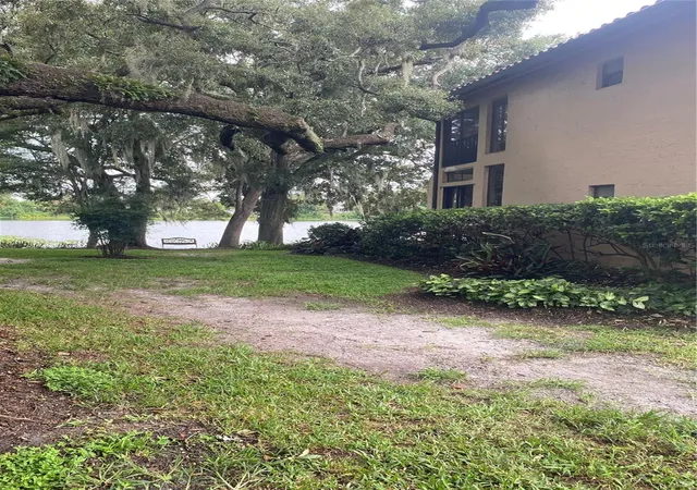 Listing Photo 4 - Condo for sale in building located at 1260 Lake Willisara Cir, ORLANDO, FL 32806