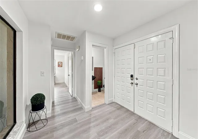 Photo 3 of Single family home for sale at 6745 Englelake Dr, Lakeland, FL 33813 | MLS# L4964847 | Listing updated on 2026-10-05