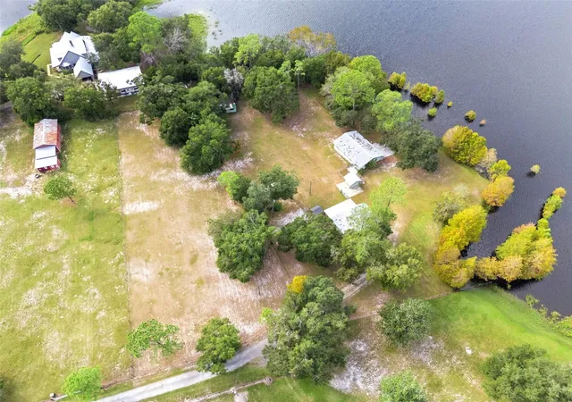 Photo 1 of Single family home for sale at 1210 Gem Ln, Lake Helen, FL 32744 | MLS# V4951134 | Listing updated on 2026-09-30