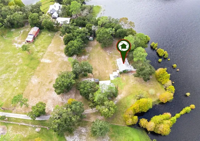 Photo 2 of Single family home for sale at 1210 Gem Ln, Lake Helen, FL 32744 | MLS# V4951134 | Listing updated on 2026-09-30
