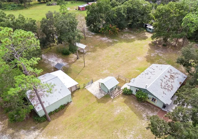 Photo 4 of Single family home for sale at 1210 Gem Ln, Lake Helen, FL 32744 | MLS# V4951134 | Listing updated on 2026-09-30