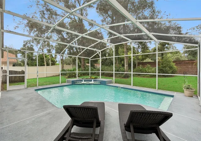Photo 2 of Single family home for sale at 699 N Endeavour Dr, Winter Springs, FL 32708 | MLS# O6439293 | Listing updated on 2026-09-20