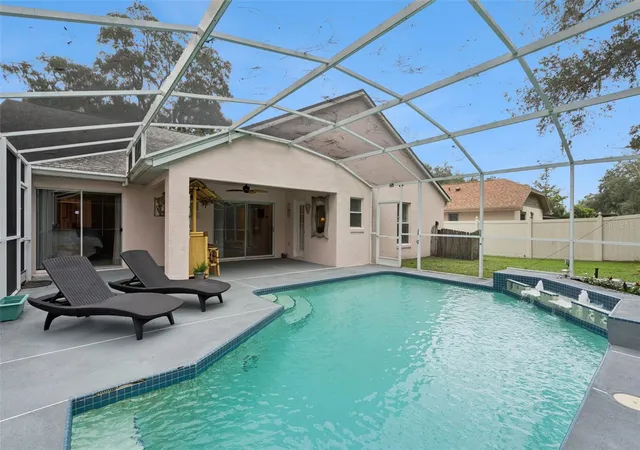 Photo 3 of Single family home for sale at 699 N Endeavour Dr, Winter Springs, FL 32708 | MLS# O6439293 | Listing updated on 2026-09-20