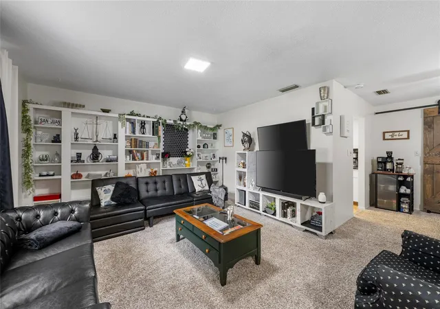 Photo 4 of Single family home for sale at 4594 Parnell Dr, Sarasota, FL 34232 | MLS# A4705130 | Listing updated on 2026-09-16