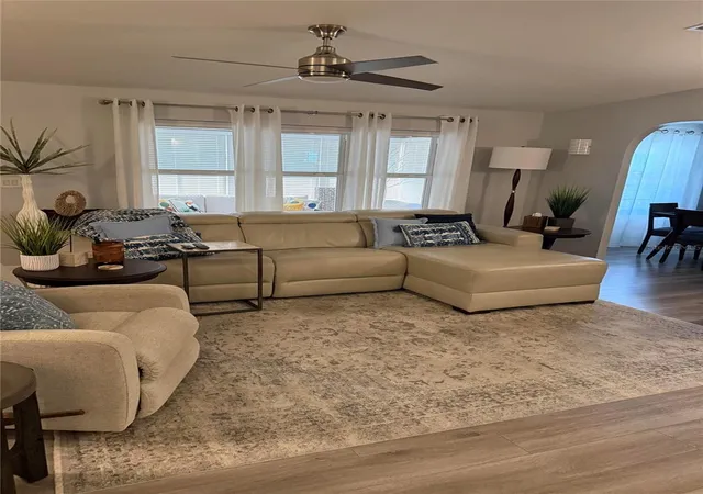 Photo 3 of Manufactured home for sale at 5109 8th B St E, Bradenton, FL 34203 | MLS# O6439307 | Listing updated on 2026-09-23
