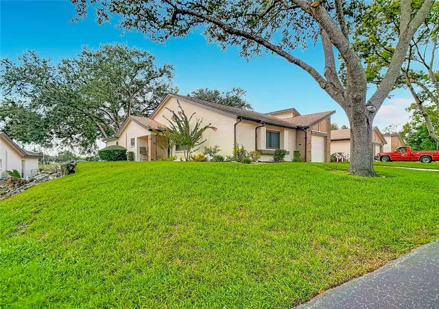 Photo 3 of Single family home for sale at 7406 Heather Walk Dr, Weeki Wachee, FL 34613 | MLS# W7889227 | Listing updated on 2026-09-21
