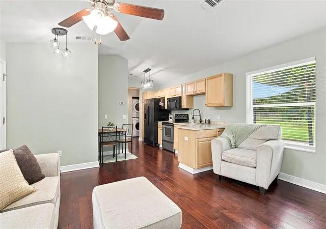 Photo 4 of Single family home for sale at 2067 SE 175th Terrace, Silver Springs, FL 34488 | MLS# G5117405 | Listing updated on 2026-09-21