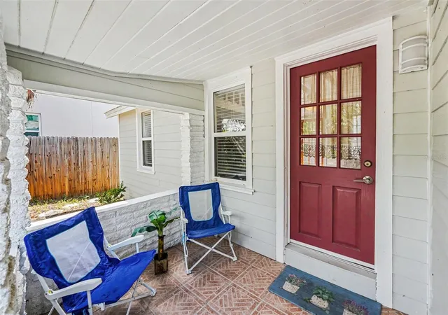 Photo 3 of Single family home for sale at 129 94th Avenue, Treasure Island, FL 33706 | MLS# TB8545737 | Listing updated on 2026-09-28