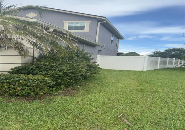 Photo 2 of Single family home for sale at 14207 Craftsbury Ct, Orlando, FL 32824 | MLS# O6439316 | Listing updated on 2026-09-12